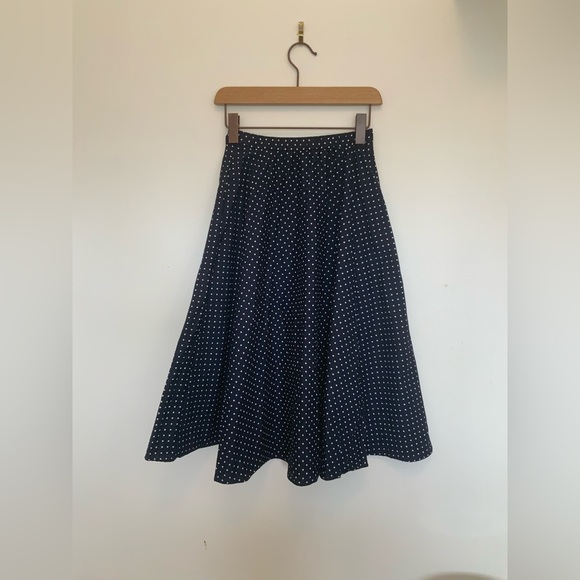 UNIQLO A-Line Polkadot Skirt - Picture 2 of 4